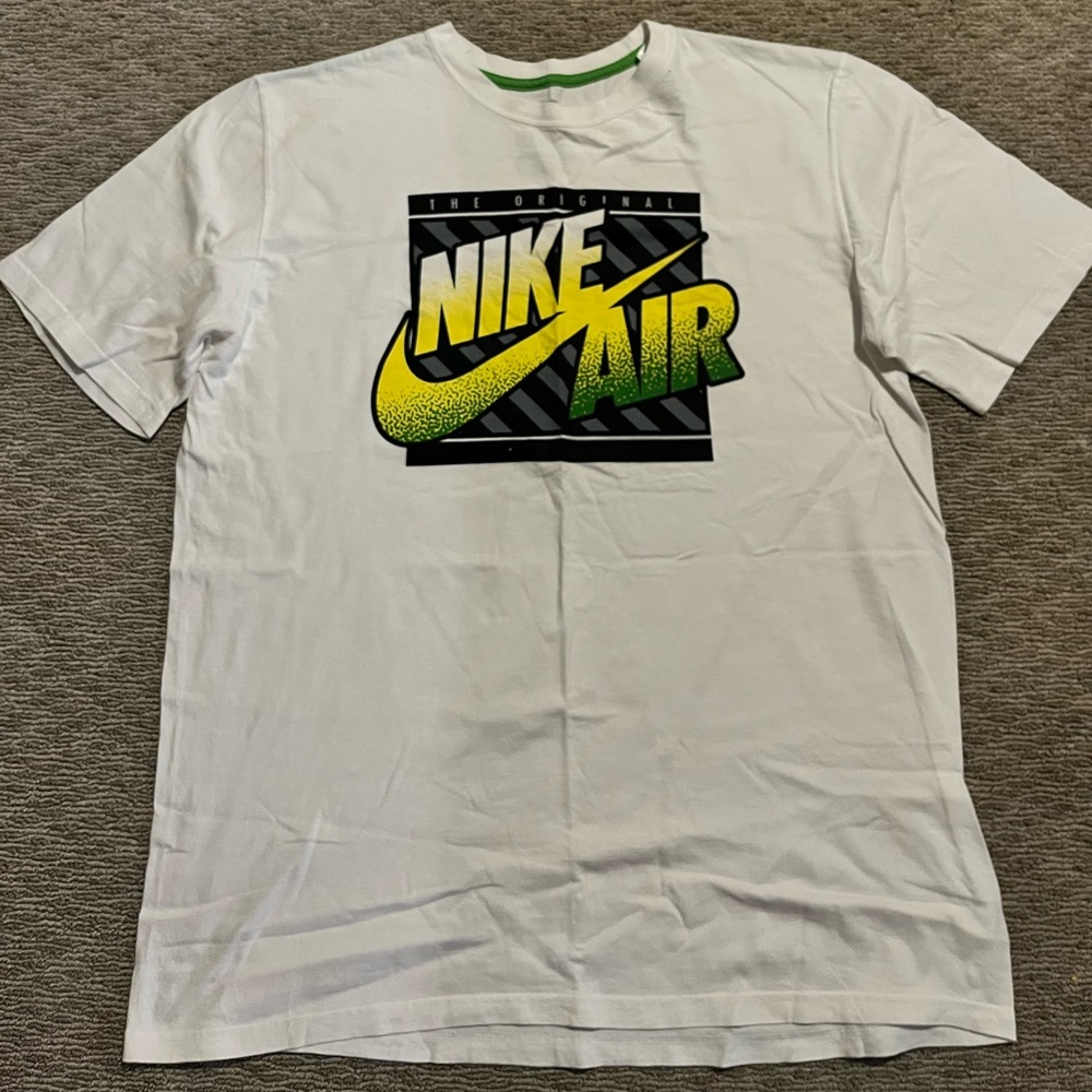Nike T-Shirt